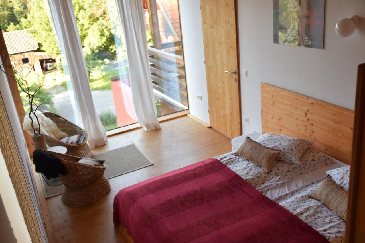 Forstbauer Apartment Милщат Екстериор снимка