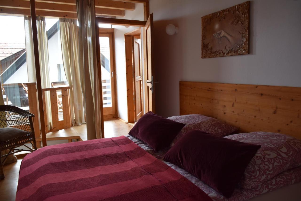 Forstbauer Apartment Милщат Екстериор снимка