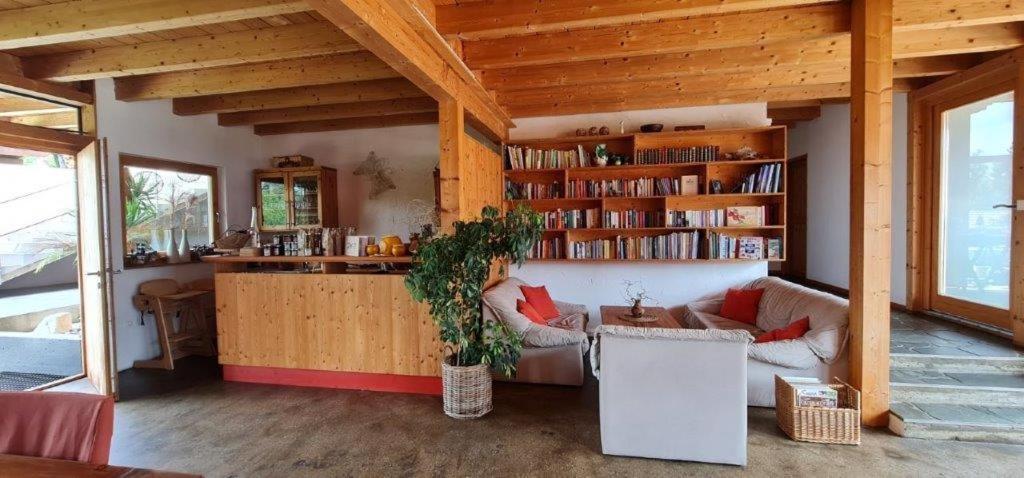 Forstbauer Apartment Милщат Екстериор снимка